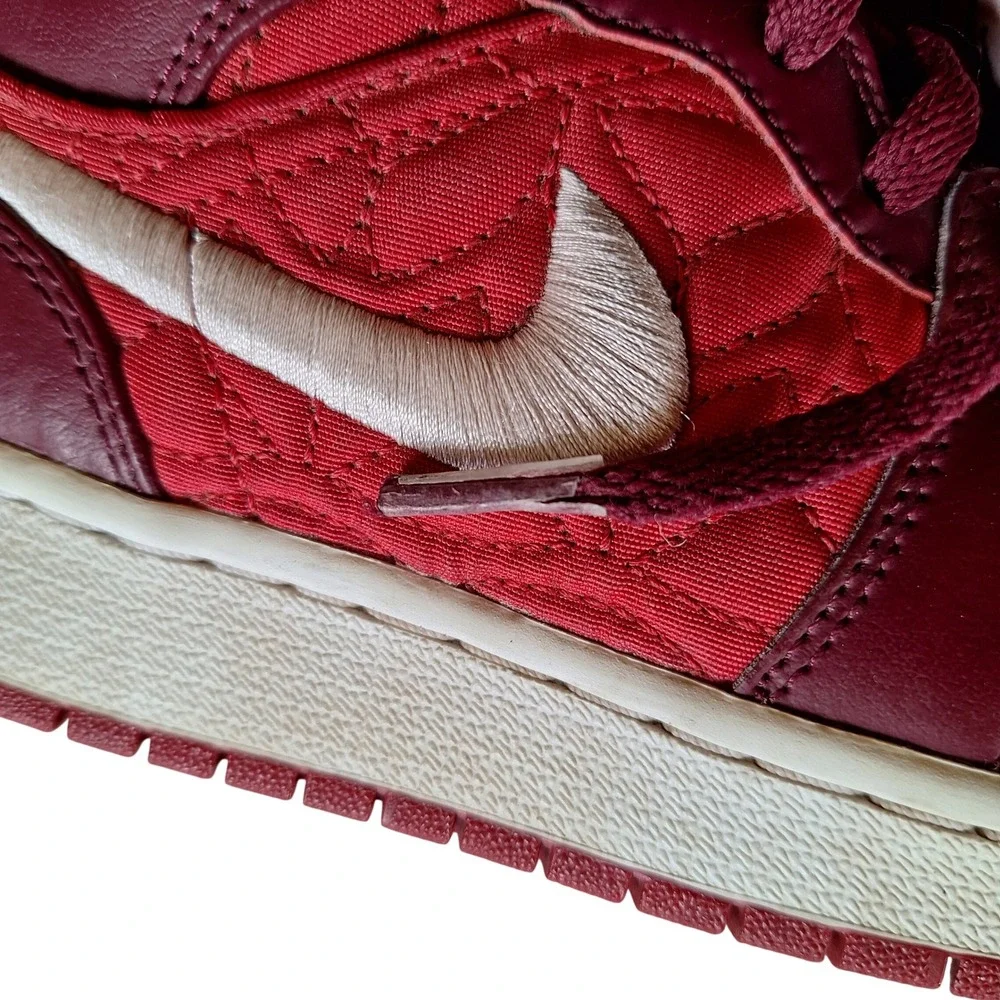 Nike Air Jordan 1 Mid SE Red Quilt High Top Youth Kids‎ Shoes Sneakers  3.5Y